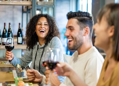 Cata de vinos suecos en Estocolmo Gamla Stan