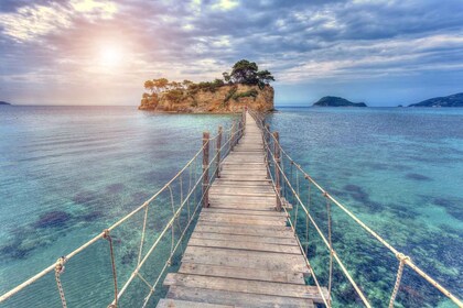 Zakynthos : Marathonisi, l'île de Cameo et les grottes de Keri excursion