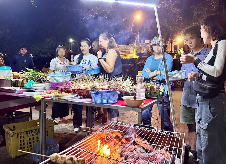 Picture 2 for Activity Chengdu Evening Food walking tour with locals