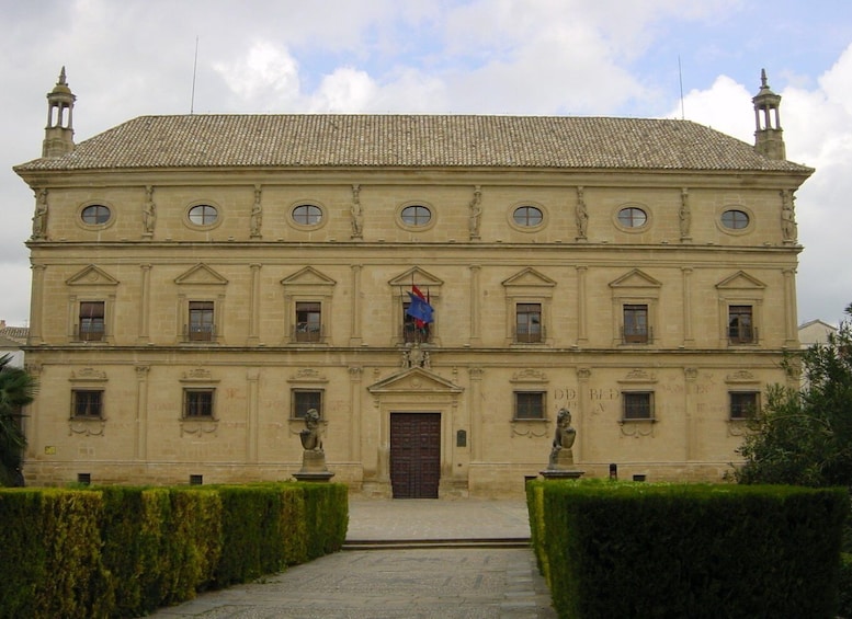 Picture 5 for Activity Úbeda: Historic Walking Tour in English/French