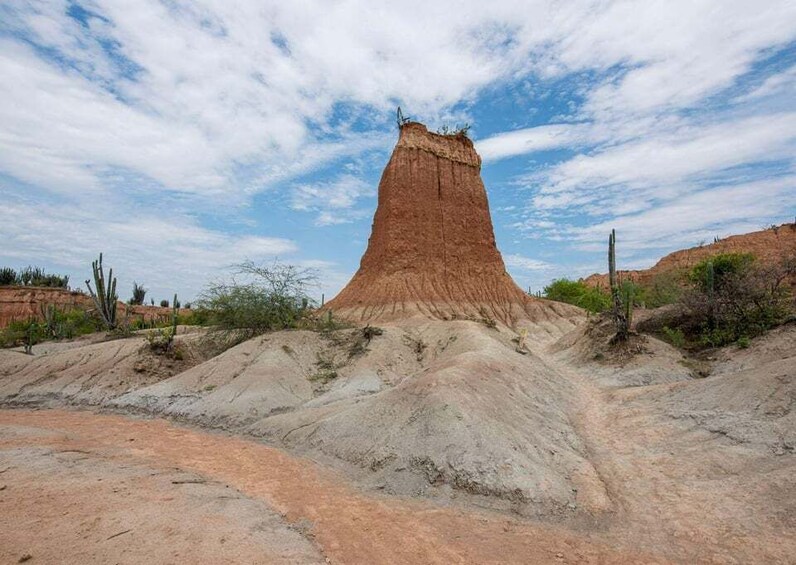 Picture 2 for Activity Tatacoa Desert and Villavieja 3-Day Tour