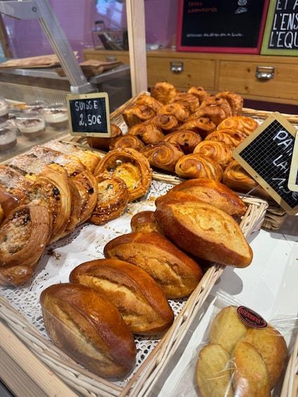 Picture 8 for Activity Marseille: Bakeries, Chocolate & Patisseries Food Tour