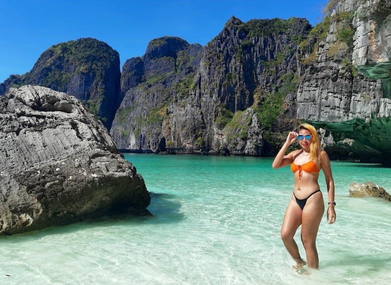 From Railay: Day Trip to Phi Phi with Private Longtail Tour