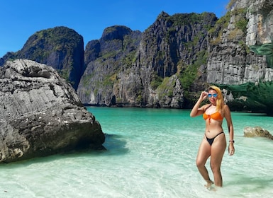 From Railay: Day Trip to Phi Phi with Private Longtail Tour