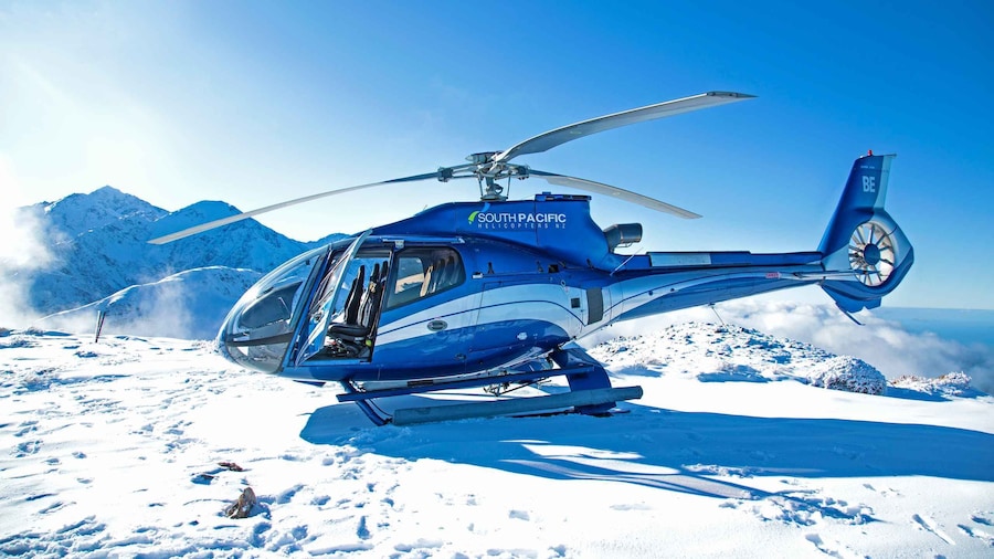 Kaikōura: 45-Minute Whale Watching Helicopter Tour