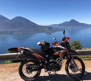 Motoravontuur van Antigua naar het meer van Atitlan