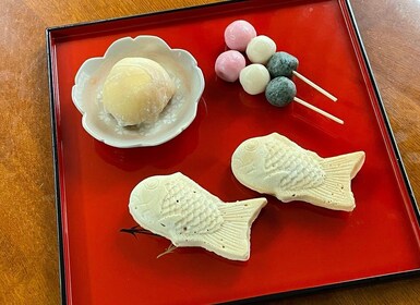 Wagashi(Japanese sweets) Cooking :Kyoto near Fushimiinari