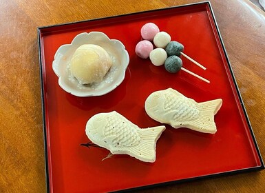 Wagashi(Japanese sweets) Cooking :Kyoto near Fushimiinari