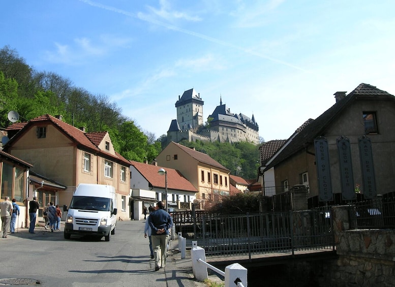 Karlstejn Castle & Crystal Manufactory - Private Tour