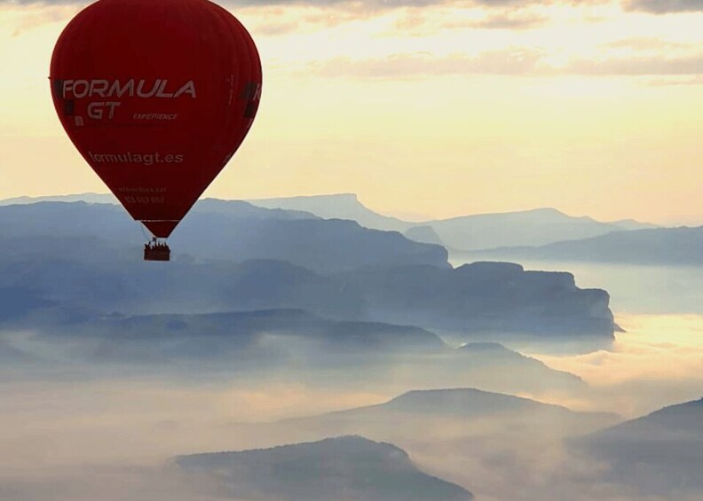 Picture 1 for Activity Barcelona: Pre-Pyrenees Hot Air Balloon Tour