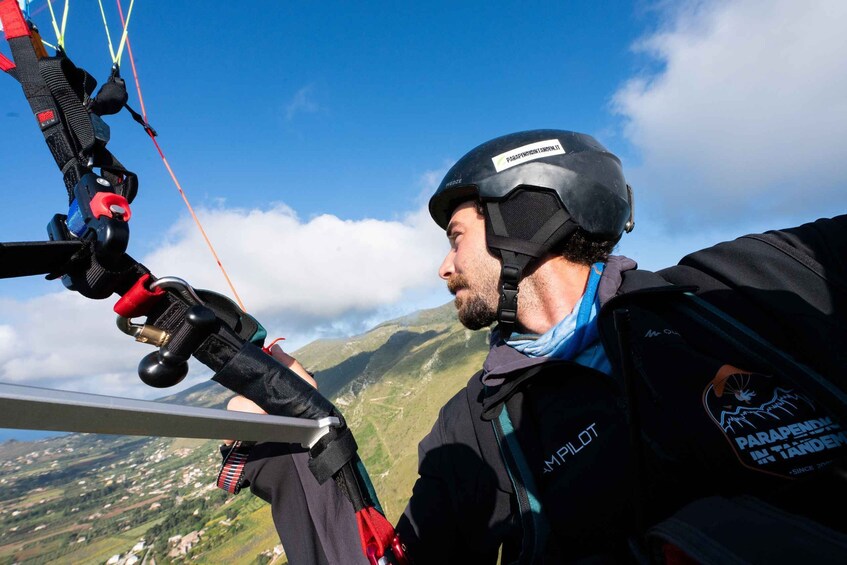 Picture 15 for Activity Palermo: volo in parapendio in tandem foto e video