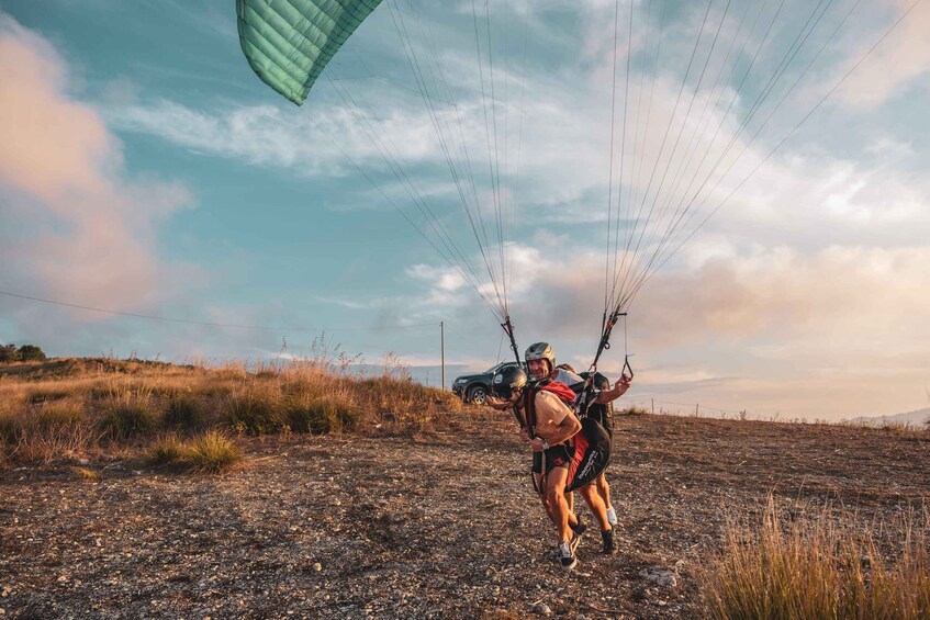 Picture 1 for Activity Palermo: paragliding flight with instructor foto and video