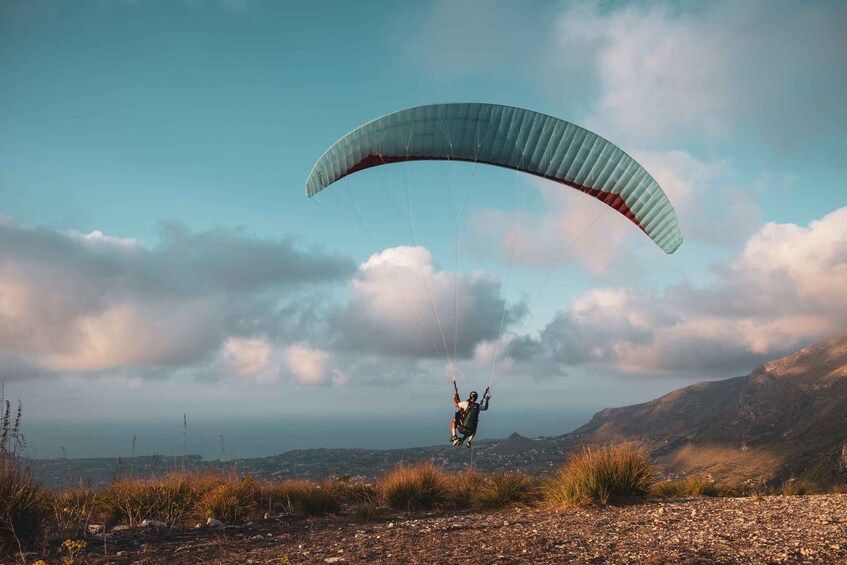 Picture 9 for Activity Palermo: paragliding flight with instructor foto and video