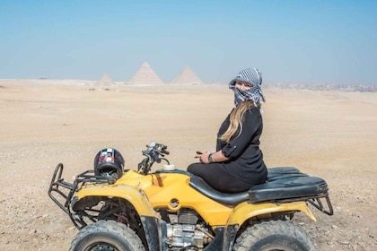 El Cairo: Pirámides, paseo en camello, tour de compras con opción de ATV