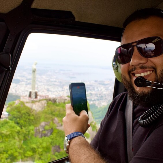 Picture 2 for Activity Private Helicopter tour - Rio de janeiro in 20min