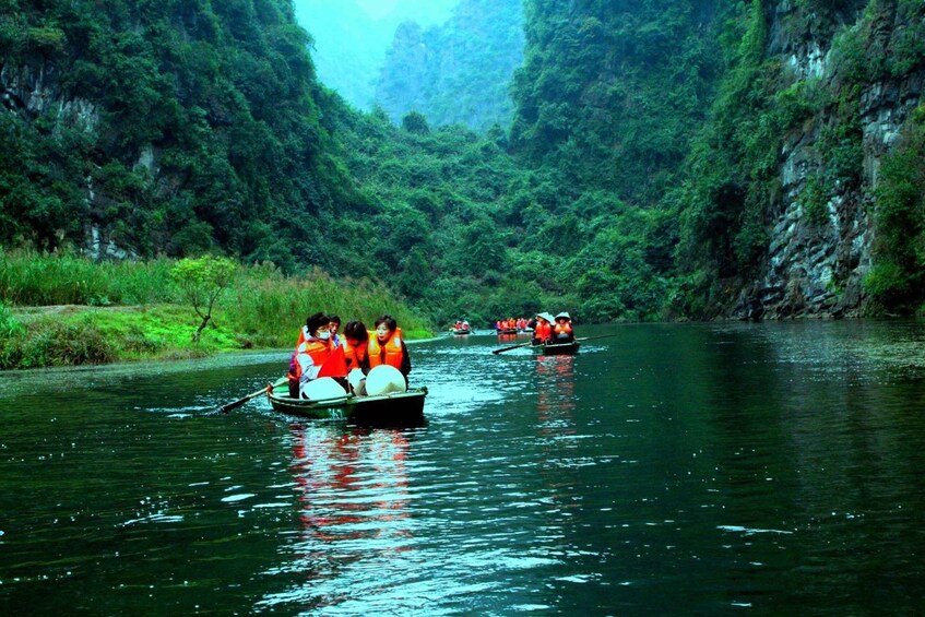 Picture 6 for Activity From Ninh Binh: Hoa Lu,Trang An,Mua Cave, Full Day Tour