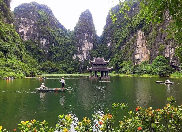 Picture 8 for Activity From Ninh Binh: Hoa Lu,Trang An,Mua Cave, Full Day Tour