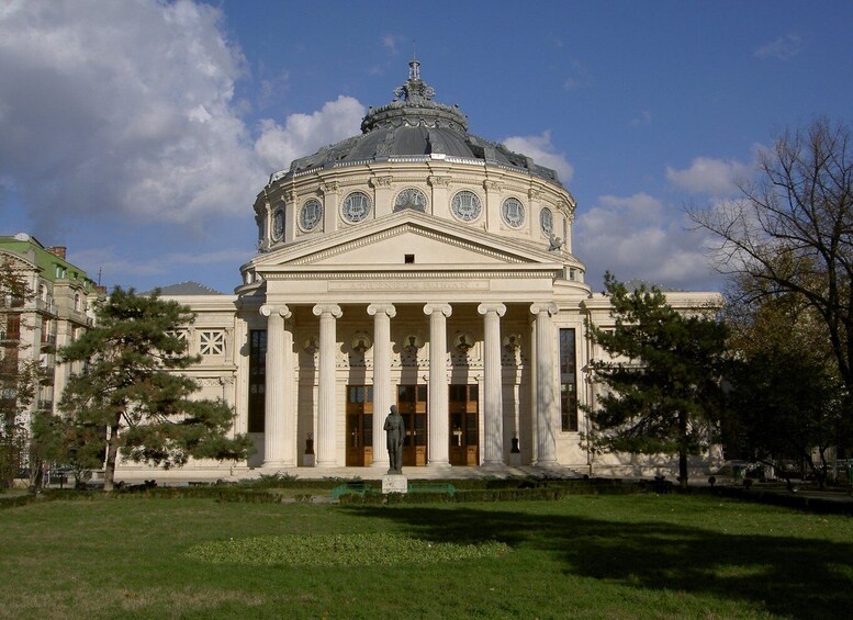 Picture 3 for Activity Bucharest: City Highlights Guided Walking Tour