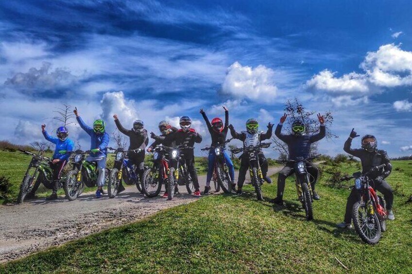 E-Motorcycle Tour in Old Rock Monastery and Old Roman Fortress