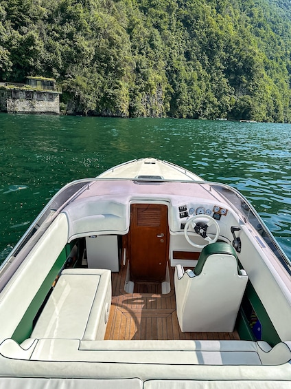 Picture 13 for Activity Como: Lake Como Private Guided Boat Tour