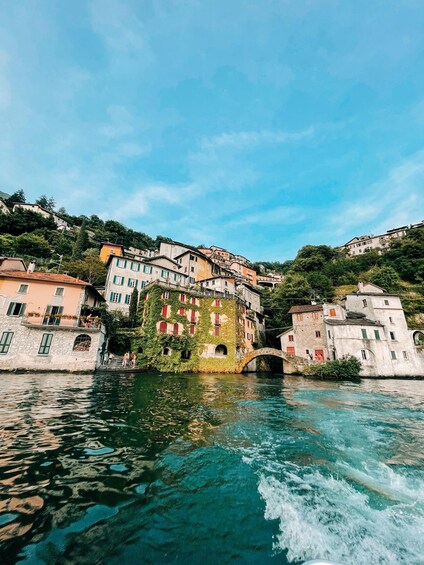 Como: Lake Como Private Guided Boat Tour