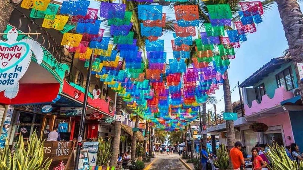 Picture 1 for Activity From Puerto Vallarta: Sayulita City Tour with Food & Drinks