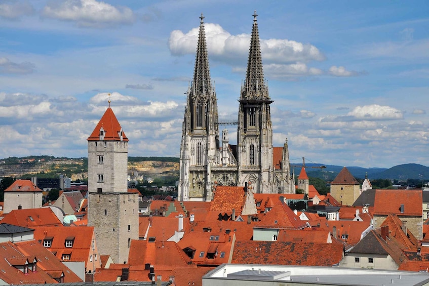 Regensburg: Express Walk with a Local in 60 minutes