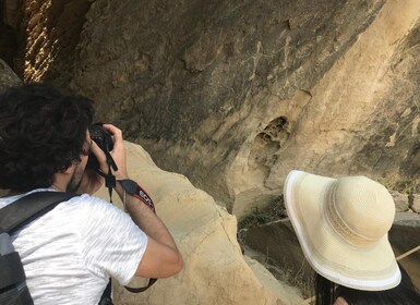 巴库：戈布斯坦、火山、火神庙和亚纳尔达格一日游