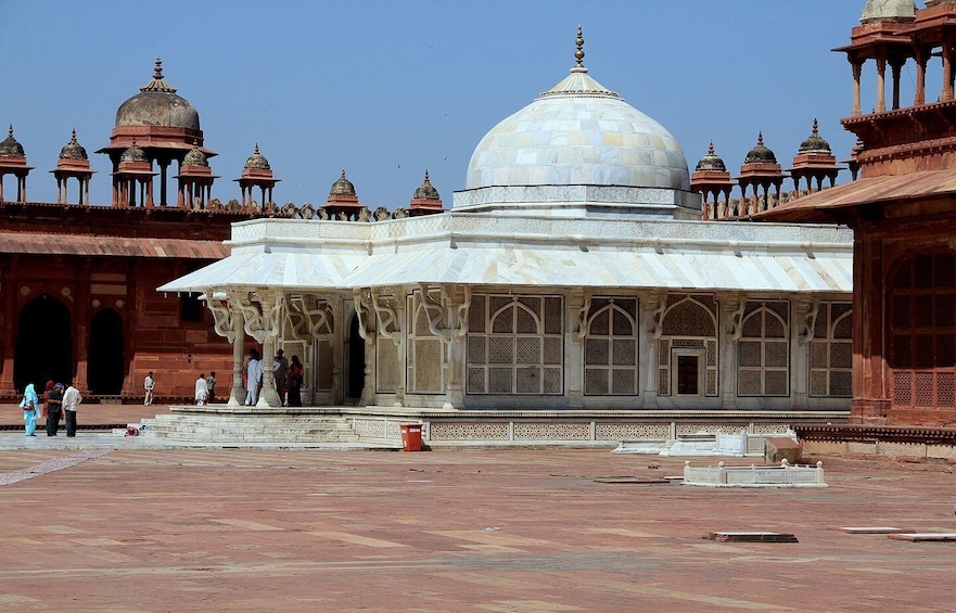 Picture 9 for Activity Agra: Skip-the-line Taj Mahal Visit with Fatehpur Sikri