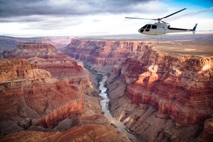 Las Vegas: Grand Canyon Helicopter West Rim Flight & Options