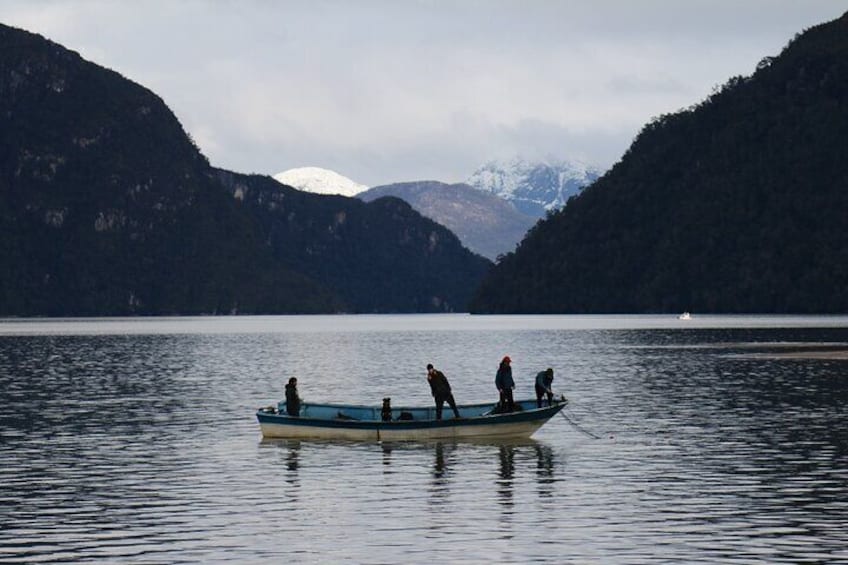 Private Guided Artisanal Fishing Tour on Lake Atitlan