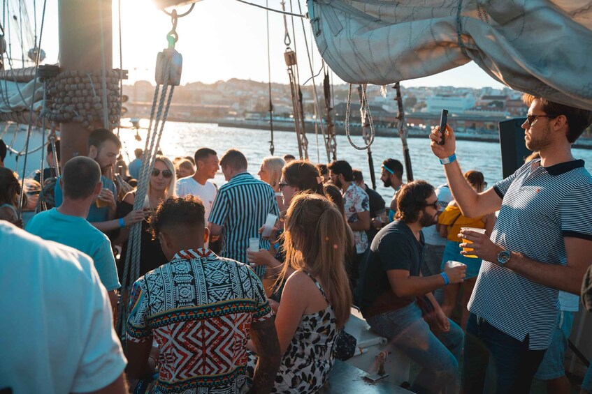 Picture 11 for Activity Lisbon: Sunset Boat Party with Live DJ and Night Club Entry