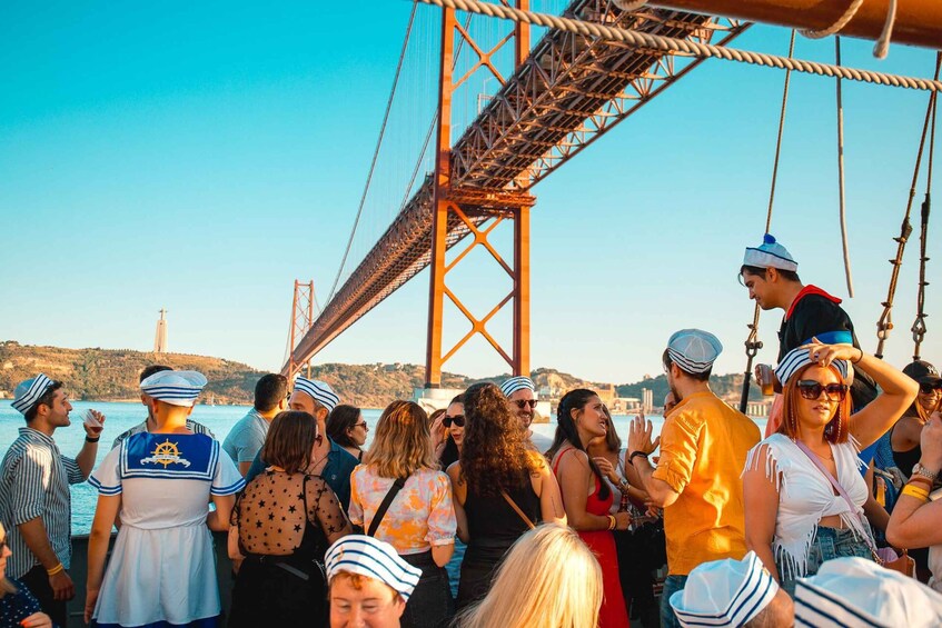 Picture 10 for Activity Lisbon: Sunset Boat Party with Live DJ and Night Club Entry