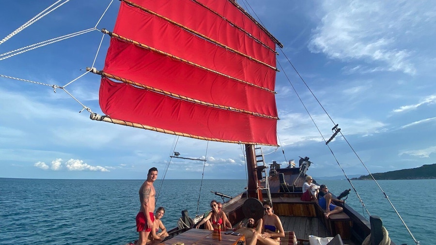Hua Hin: Full-Day Trip to Sam Roi Yot by Sail Boat