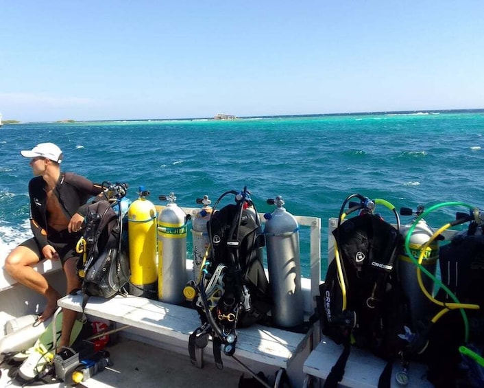 Picture 1 for Activity Aruba: Jane Sea Shipwreck Scuba Dive 2 Tanks