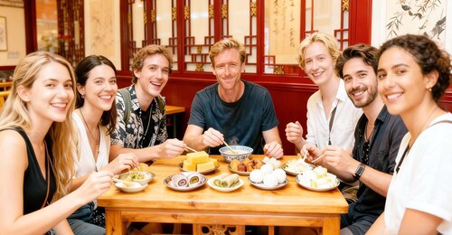 Beijing: Hutong Culinary Walking Tour with 15+ Tastings