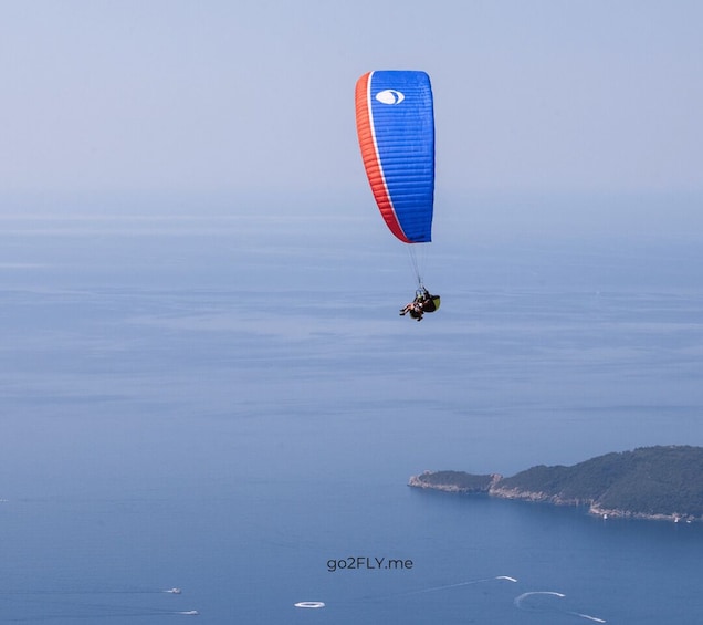 Paragliding in Budva, thermal flying (30-minute flight)