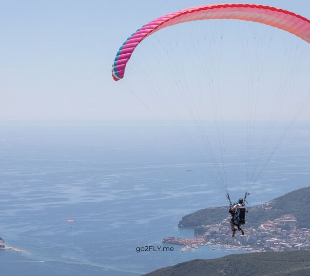 Picture 1 for Activity Paragliding in Budva, thermal flying (30-minute flight)