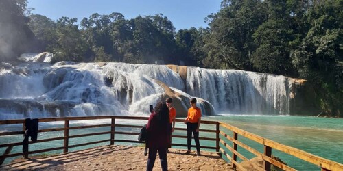 San Cristobal: Agua Azul, Misol Ha & Palenque erleben