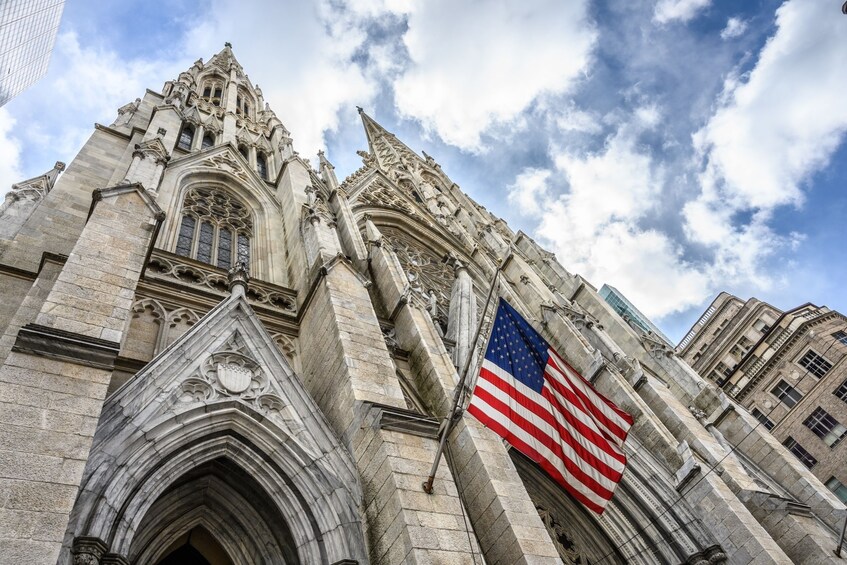 NYC: St. Patrick's Cathedral Official Self-Guided Audio Tour 