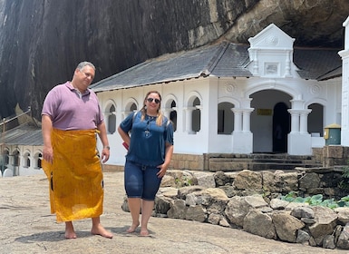 Excursión de un día a Sigiriya y Dambulla desde Galle Bentota