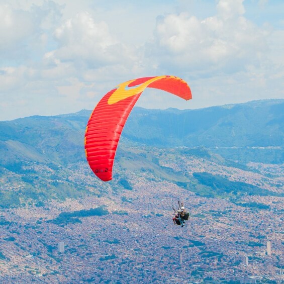 Paraglide over beautiful Medellin