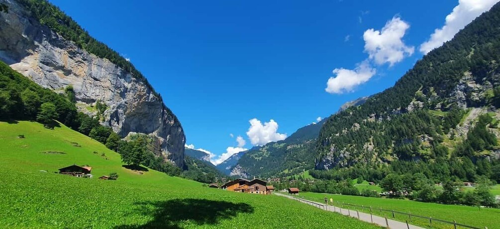 Picture 1 for Activity From Zurich: Waterfalls Valley & Aareschlucht Gorge Day Tour