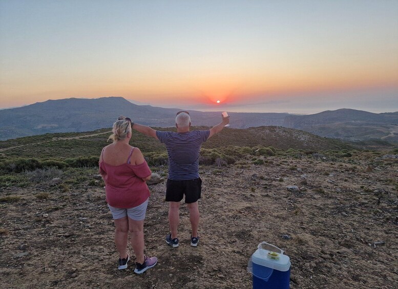 Picture 6 for Activity Rethymo: Landrover Safari Sunset Tour with Dinner and Drink