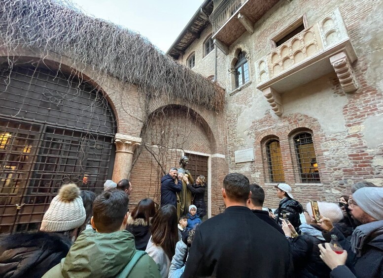 Picture 6 for Activity Verona: Small Group Guided Walking Tour with Arena Tickets