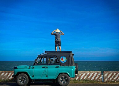 Mui Ne: Sand Dunes Jeep Tour with Friendly English Guide