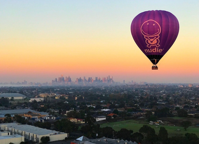 Picture 3 for Activity Melbourne: Sunrise Hot Air Balloon Experience with breakfast
