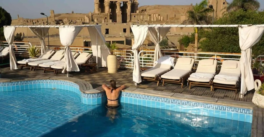 From Aswan: 4-Days 3-Night Nile Cruise with Hot Air Balloon