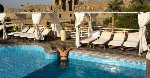 From Aswan: 4-Days 3-Night Nile Cruise with Hot Air Balloon