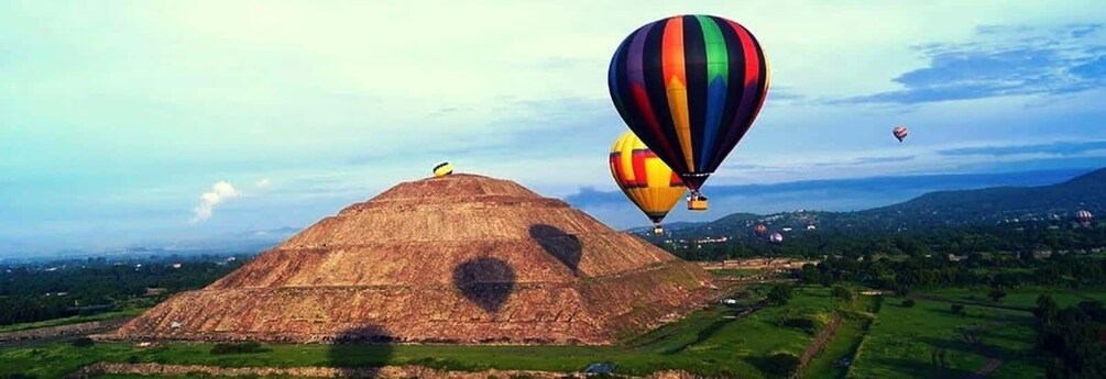 Experiencia Única, Vuelo en Globo en el Valle de Teotihuacán